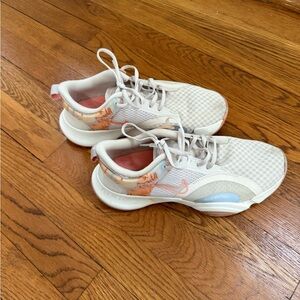 Nike SuperRep Go Women’s Size 8 Training Sneakers Gray Peach DB 074-064